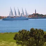 Stella Mare Apartments